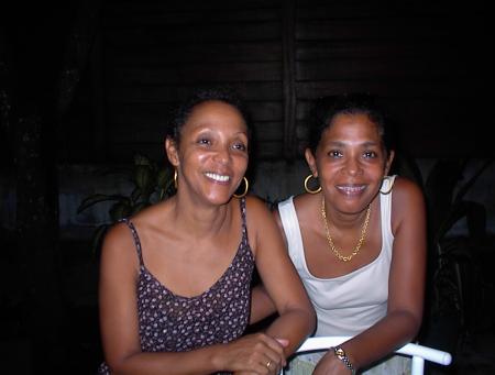 Maman et Tati Nicole!!!!